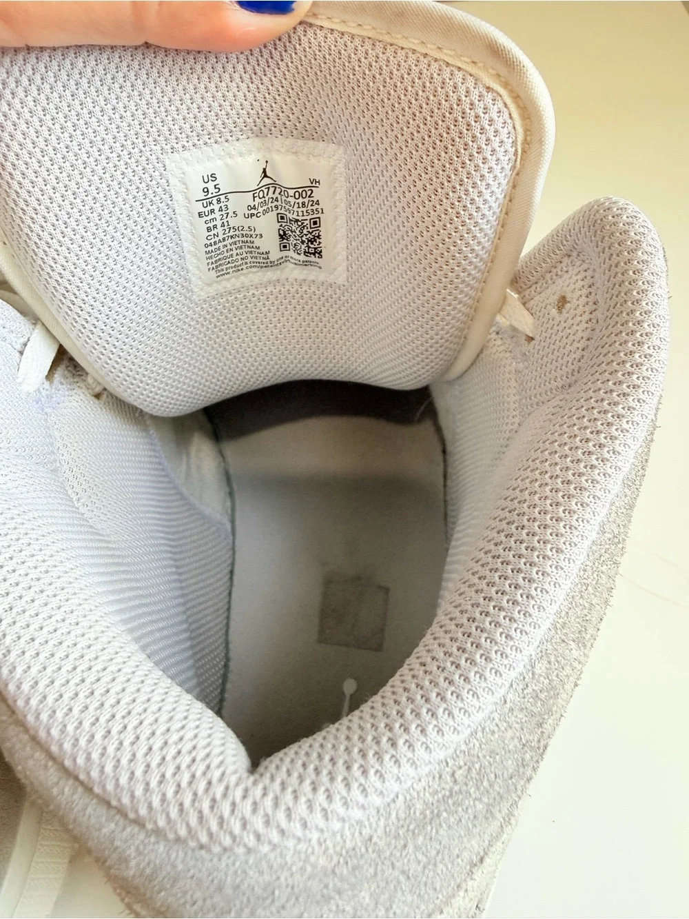 Air Jordan 1 Mid SE Neutral Grey Sail (FQ7720-002) - Men's Size 9.5 / Women's